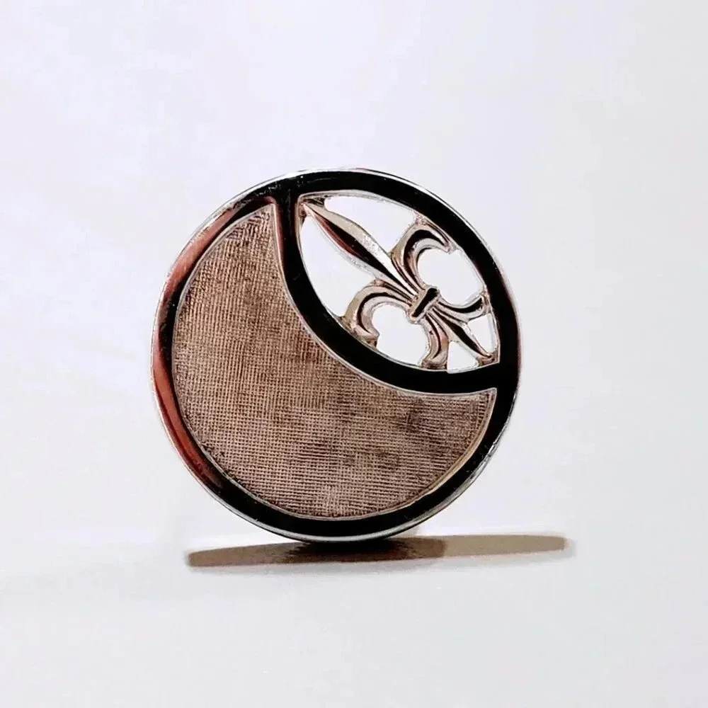 Shields vintage tie